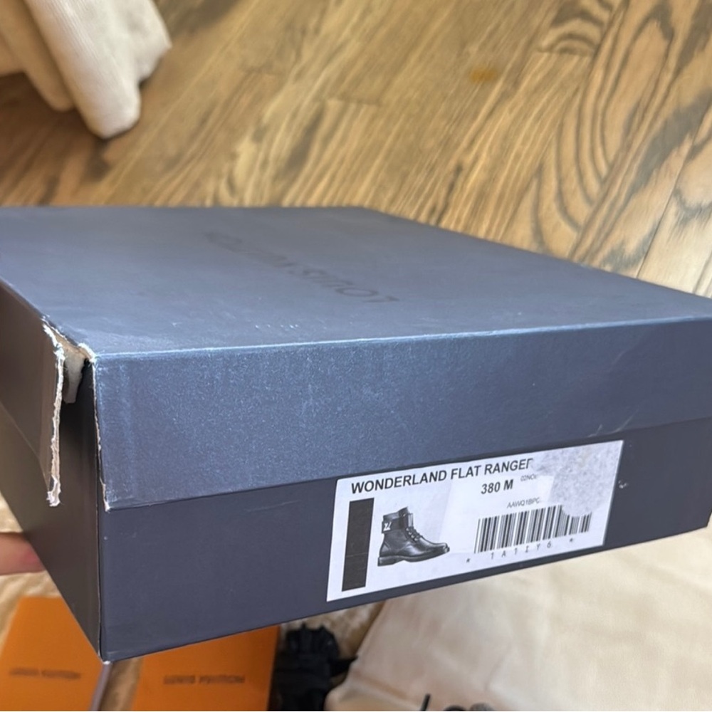 Louis Vuitton Black Wonderland Flat Ranger Combat Boots. Size 38/7.5. - Picture 9 of 9